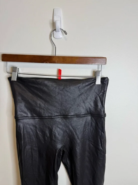 SPANX Black Leggings metallic size xl - Picture 3 of 7